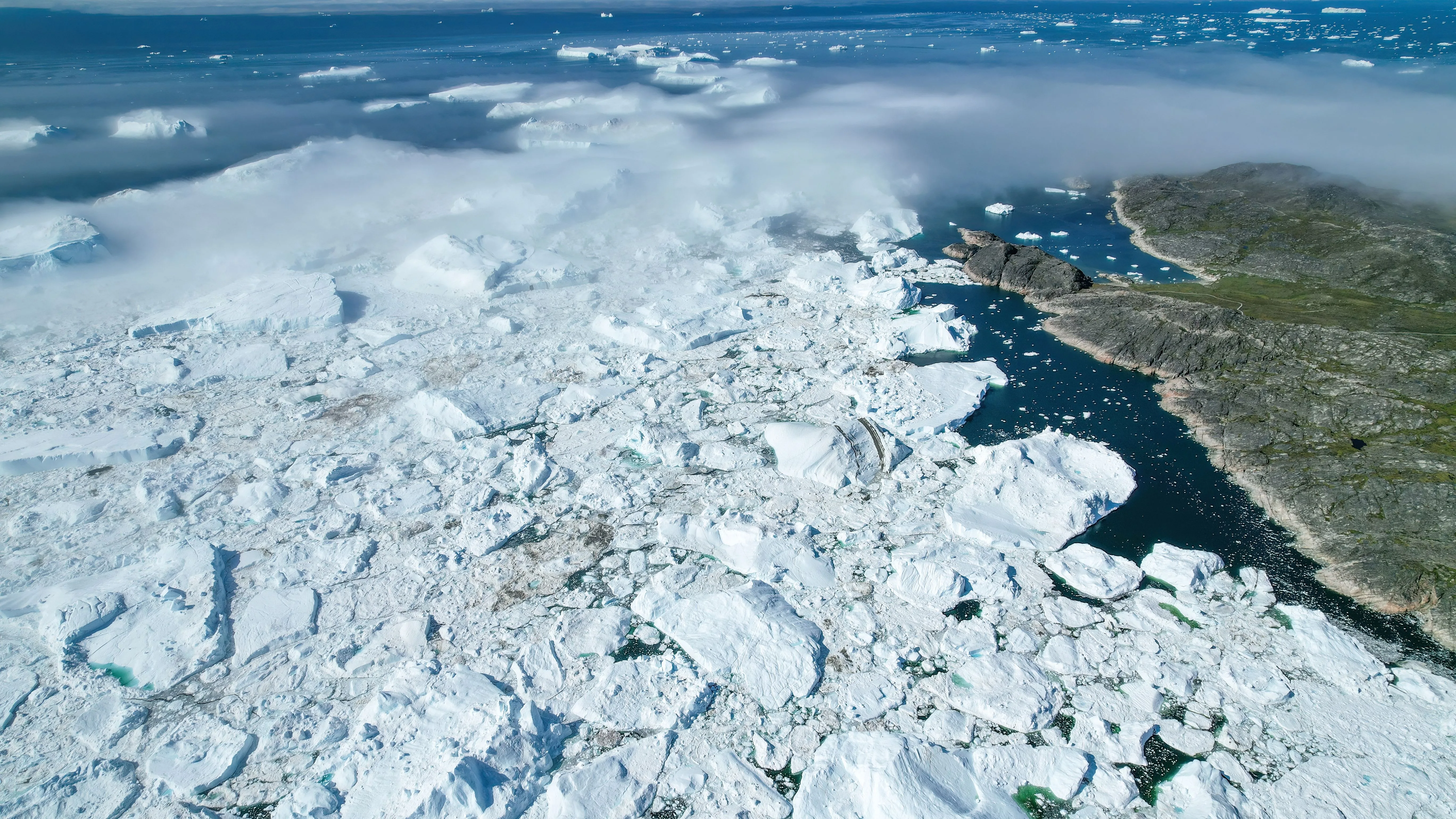 023 Aerial view of Jakobshavn Glacier at Disko Bay (Greenland) Photo by Giles Laurent